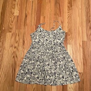 Holly Bracken flowy (short) floral dress SIZE: one size (S-L) CONDITION: good